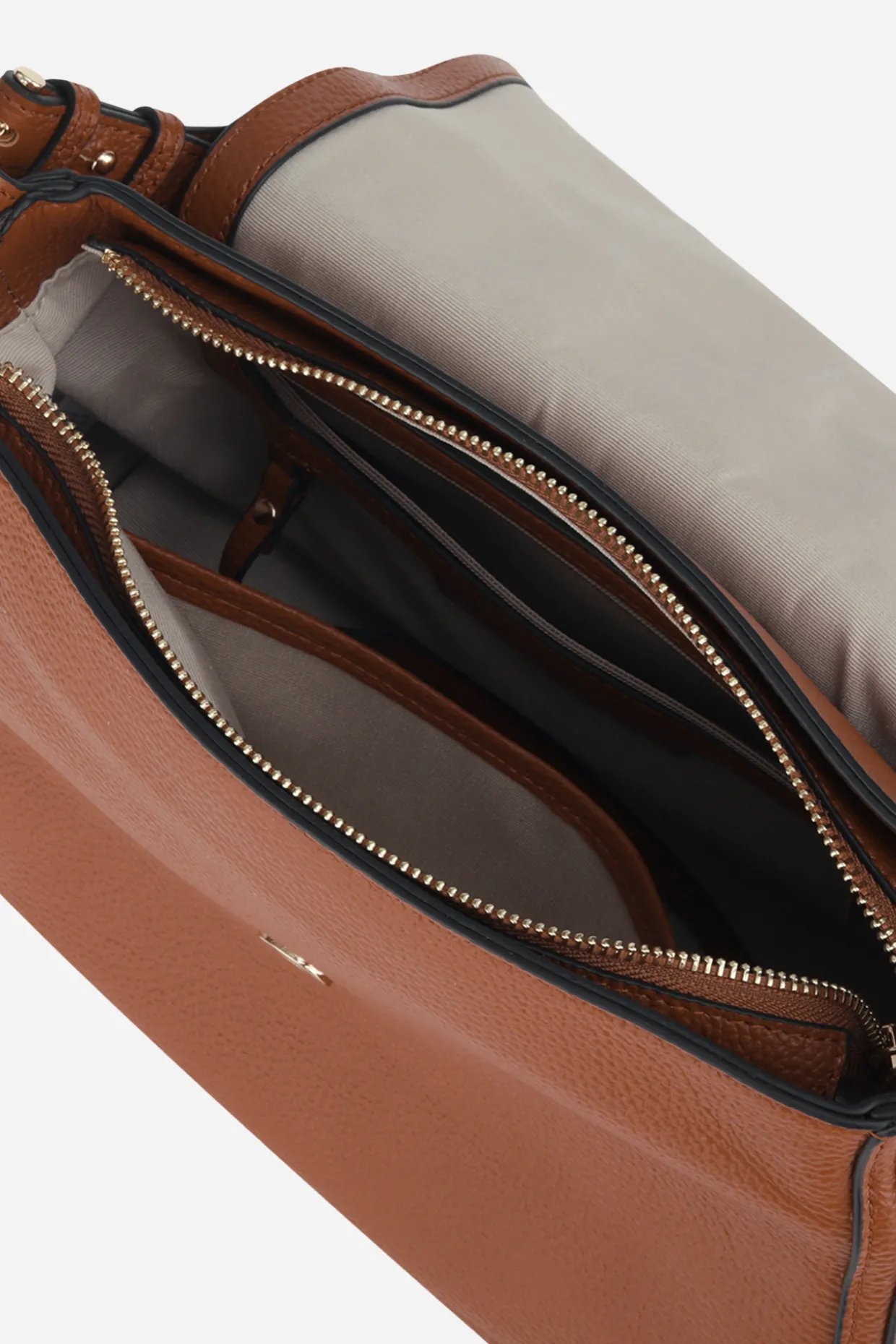 GWEN SATCHEL
