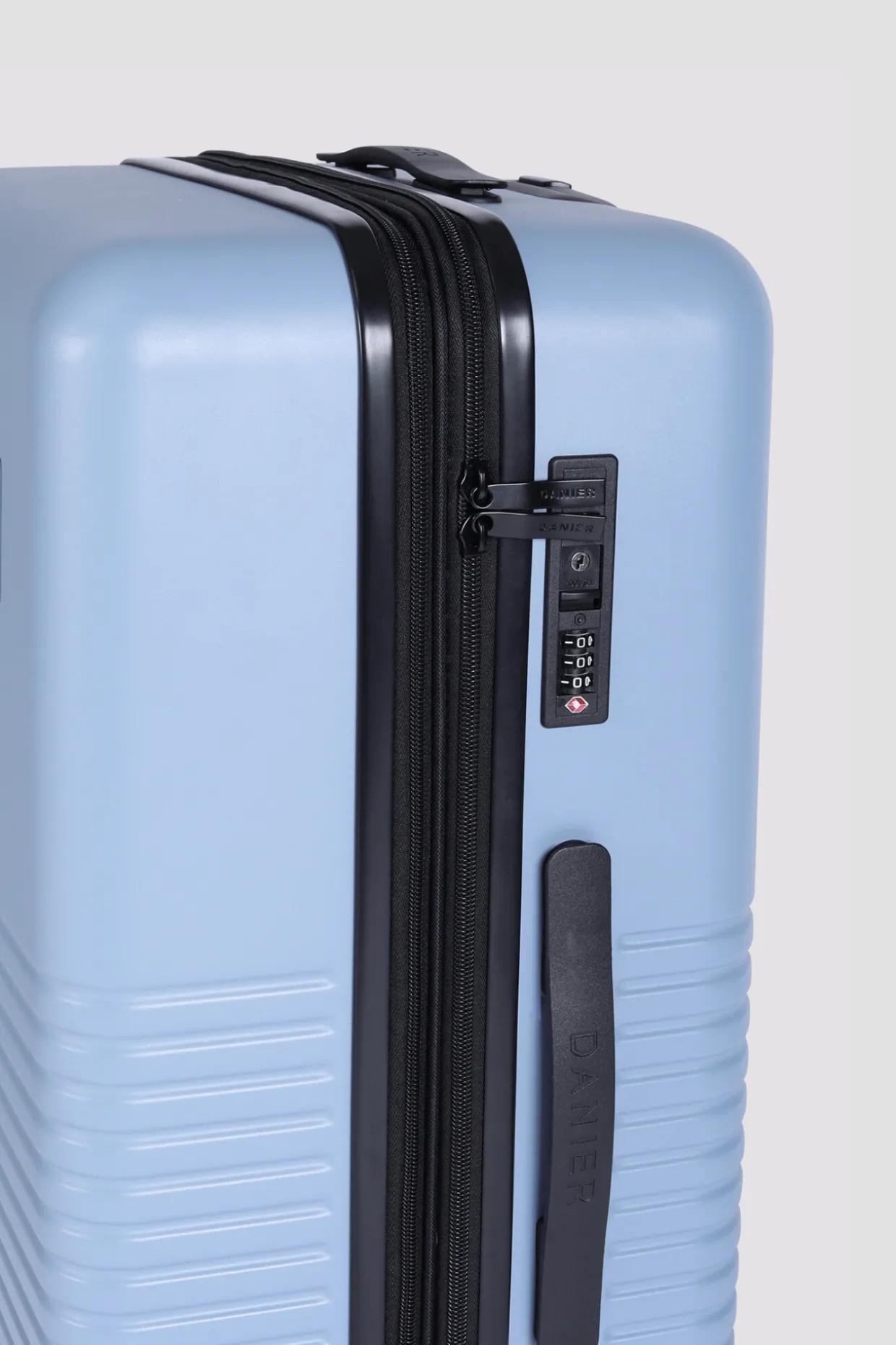 MONACO 26" LARGE LUGGAGE CASE