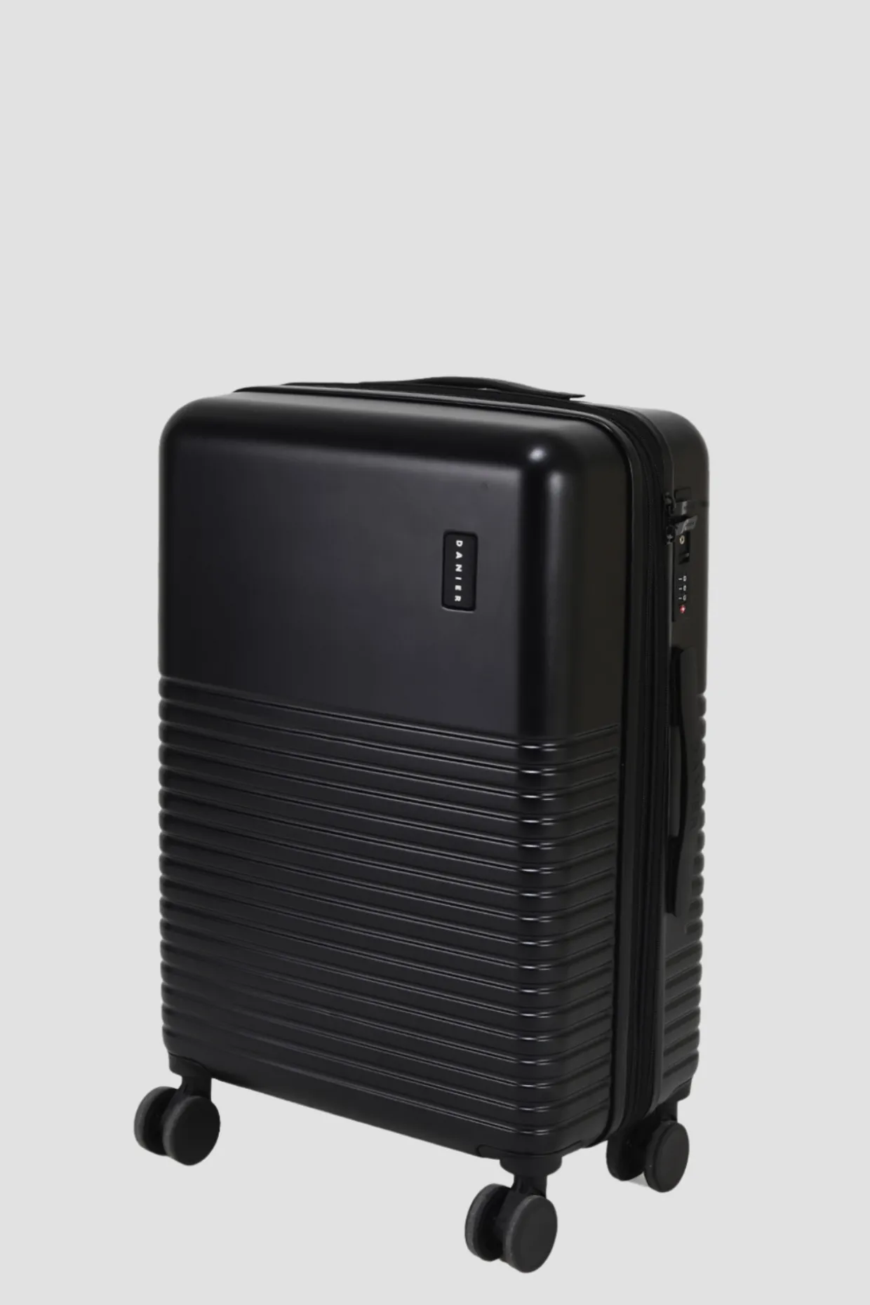 MONACO 22" MEDIUM LUGGAGE CASE
