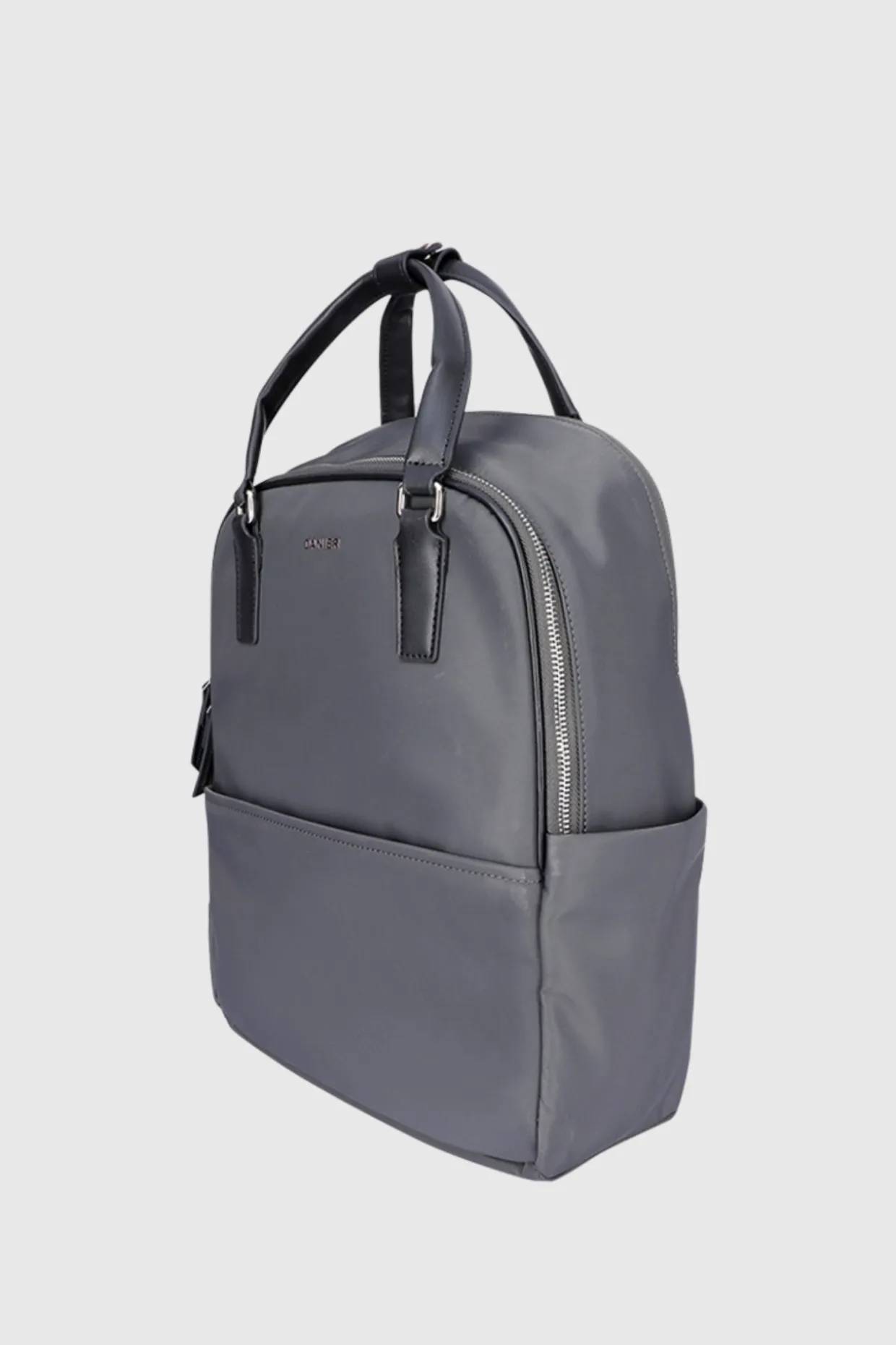 TRAVELPRO BACKPACK
